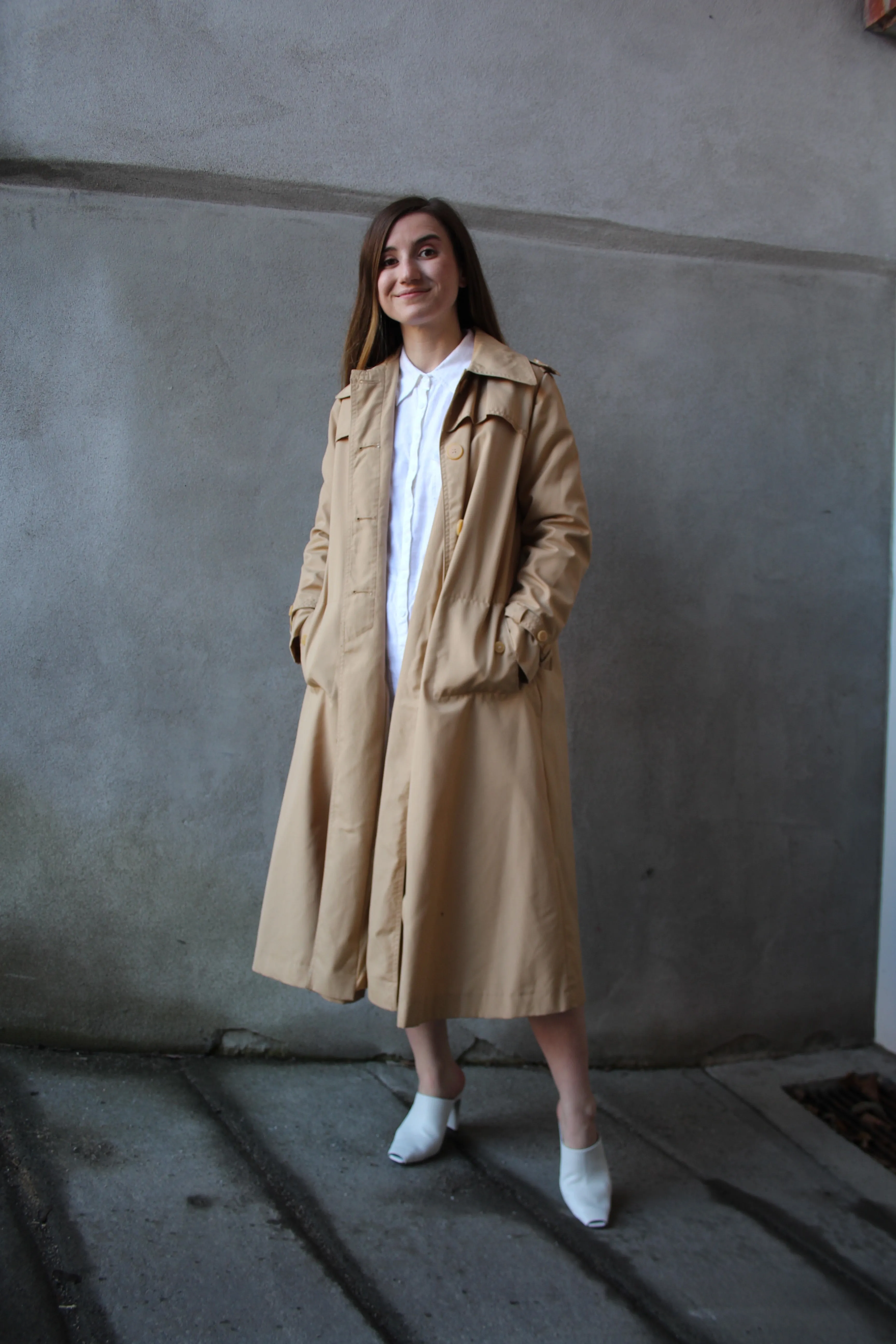 70s Belted Taupe Trenchcoat - XS/S
