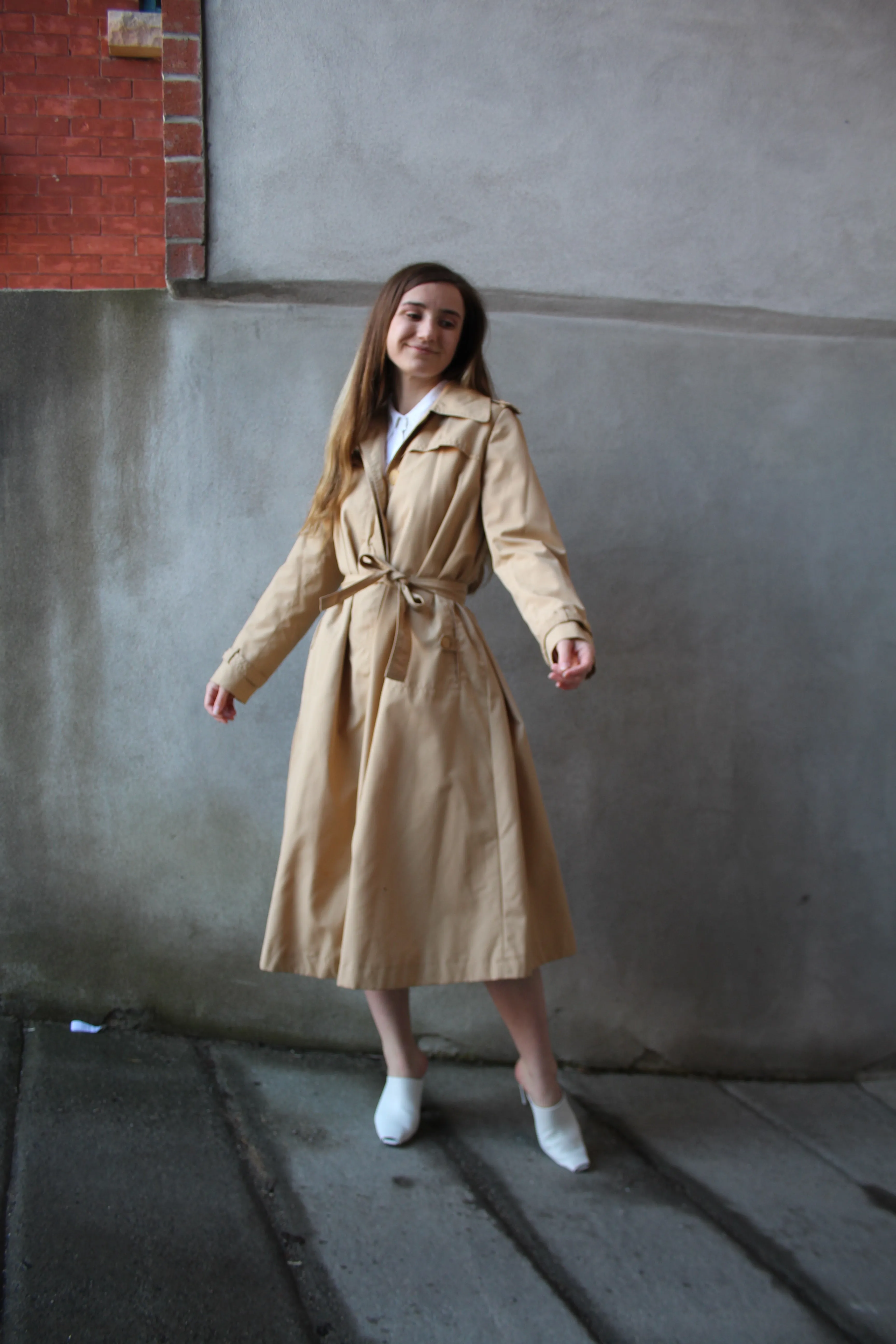 70s Belted Taupe Trenchcoat - XS/S