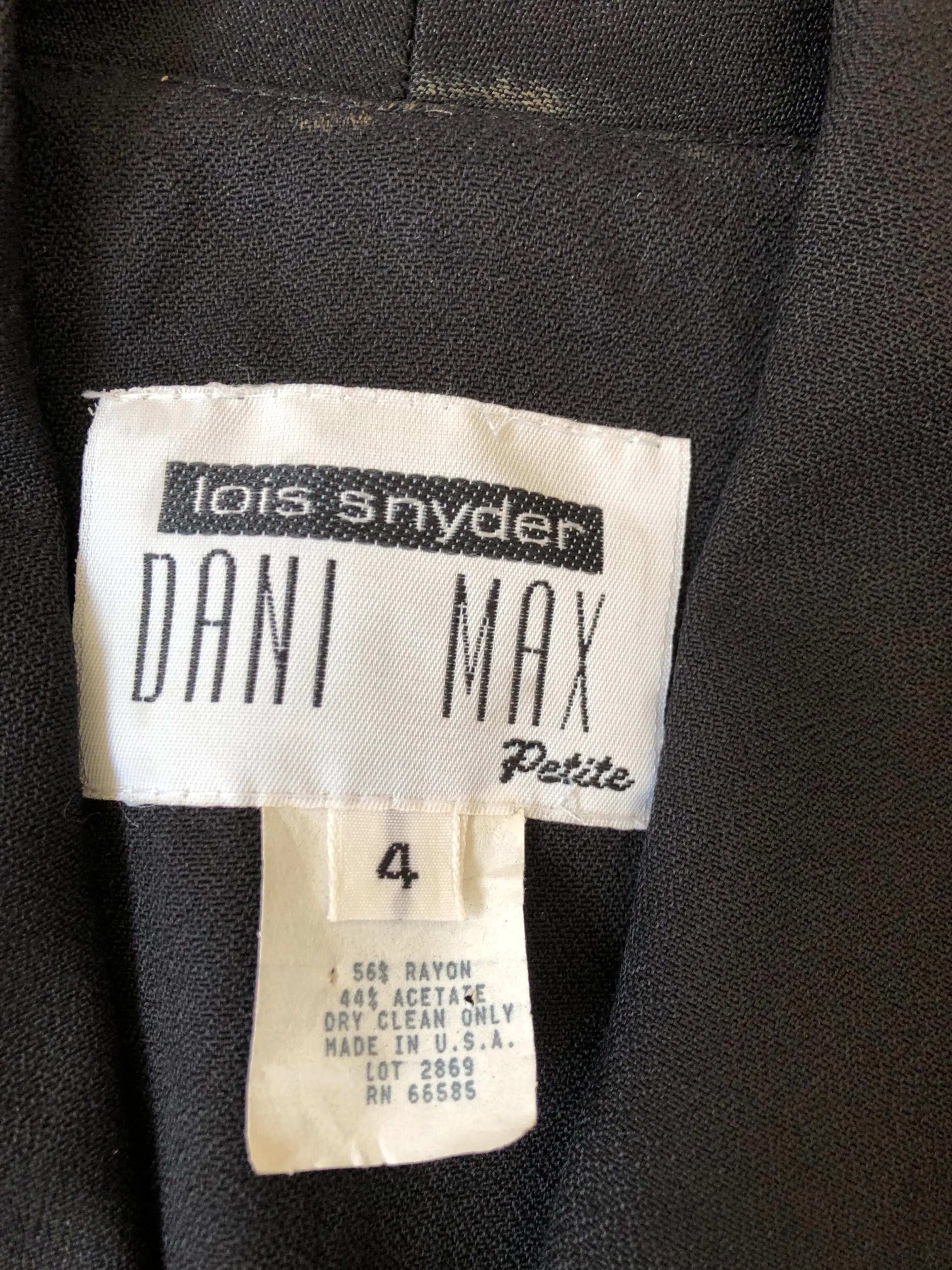 '90s Sleeveless Longline Blazer with Gold Buttons Dark Academia by Lois Snyder for Dani Max