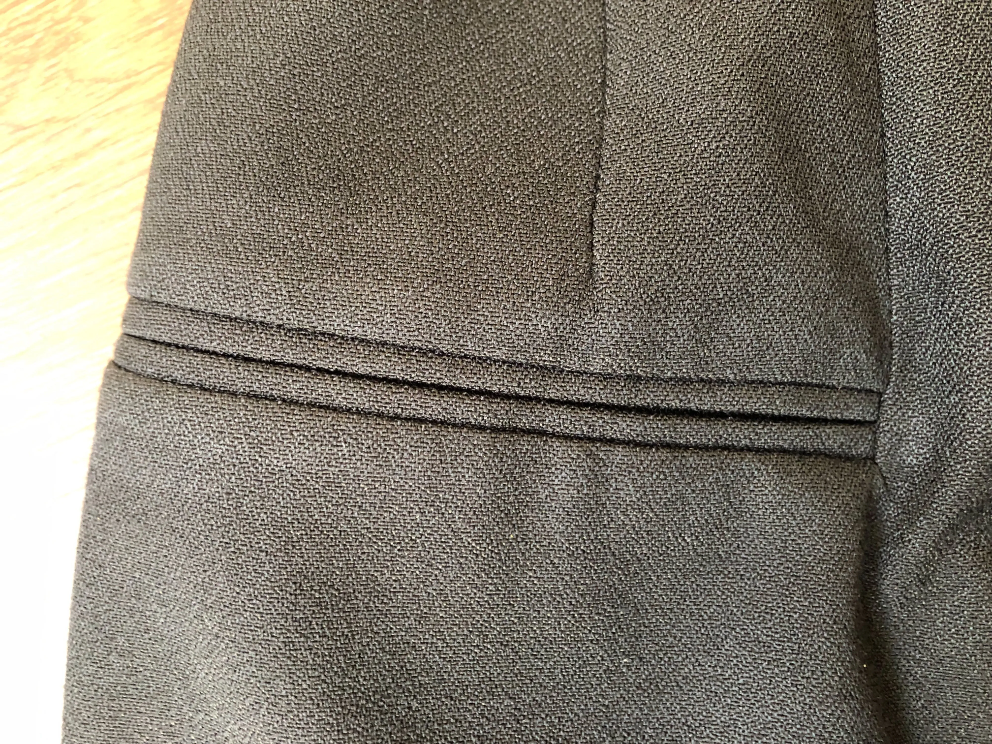 '90s Sleeveless Longline Blazer with Gold Buttons Dark Academia by Lois Snyder for Dani Max