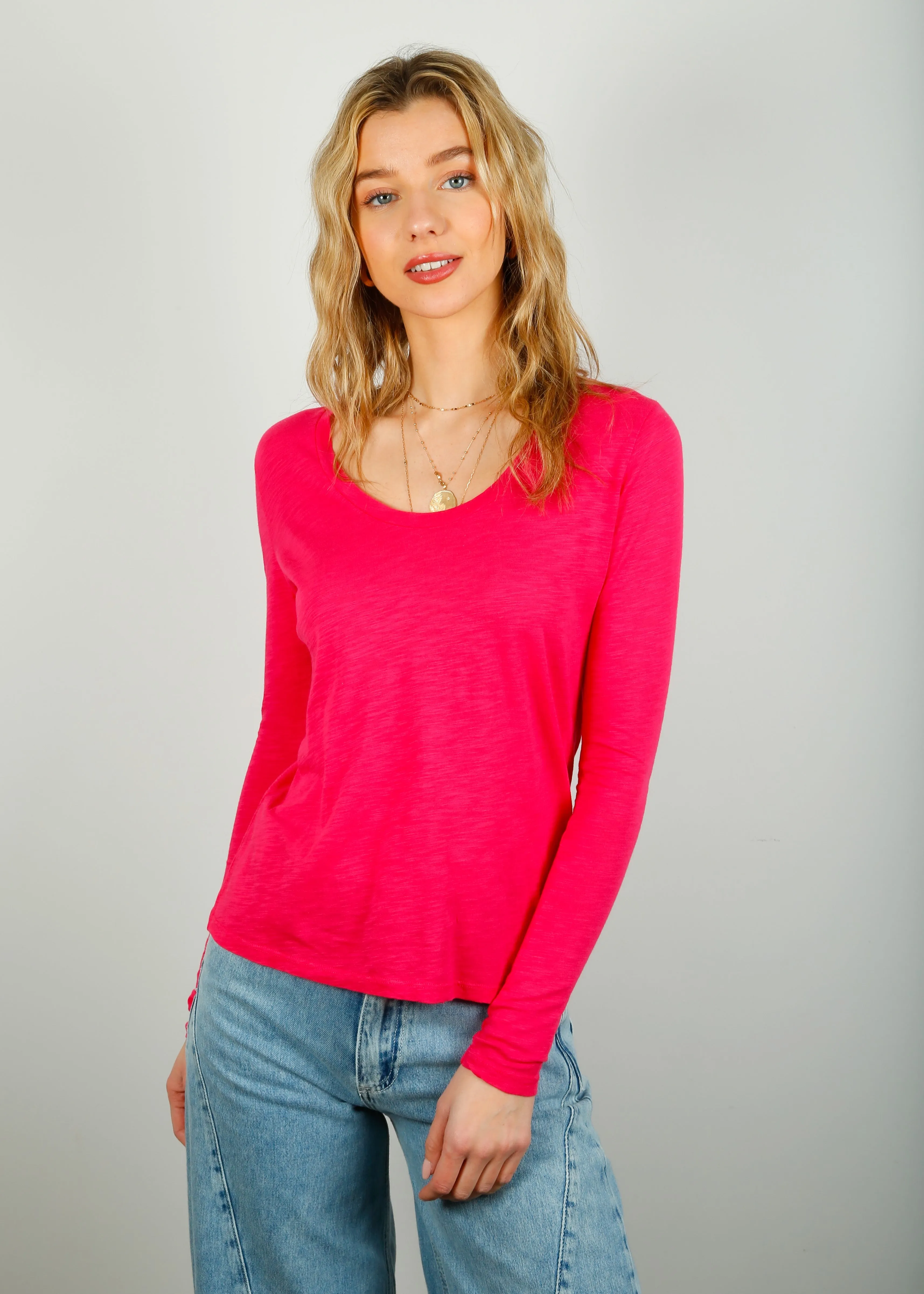AV JAC49 Long Sleeve Tee in Begonia Vintage