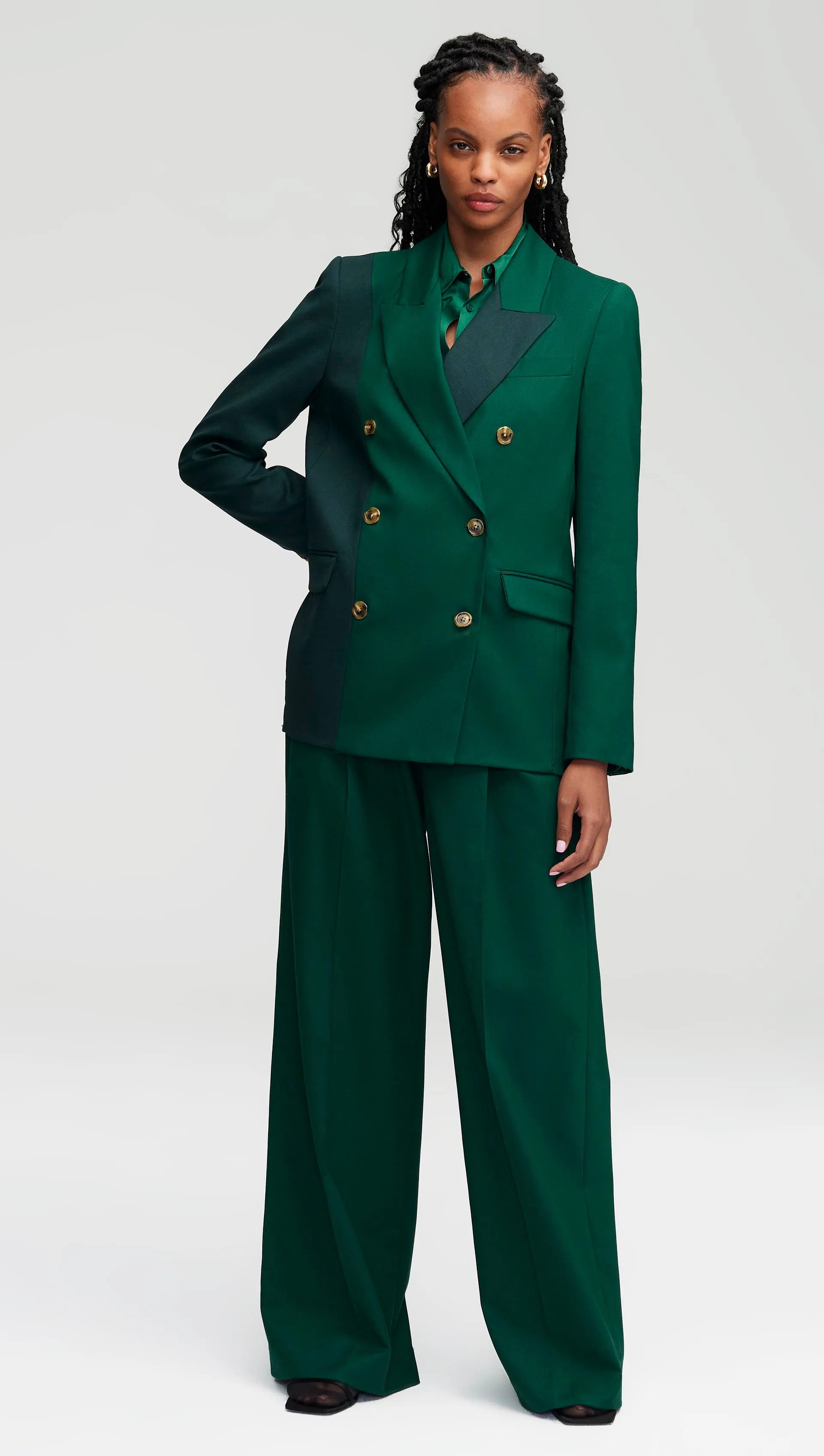 Colorblocked Peak Lapel Blazer in Seasonless Wool | Emerald/Forest