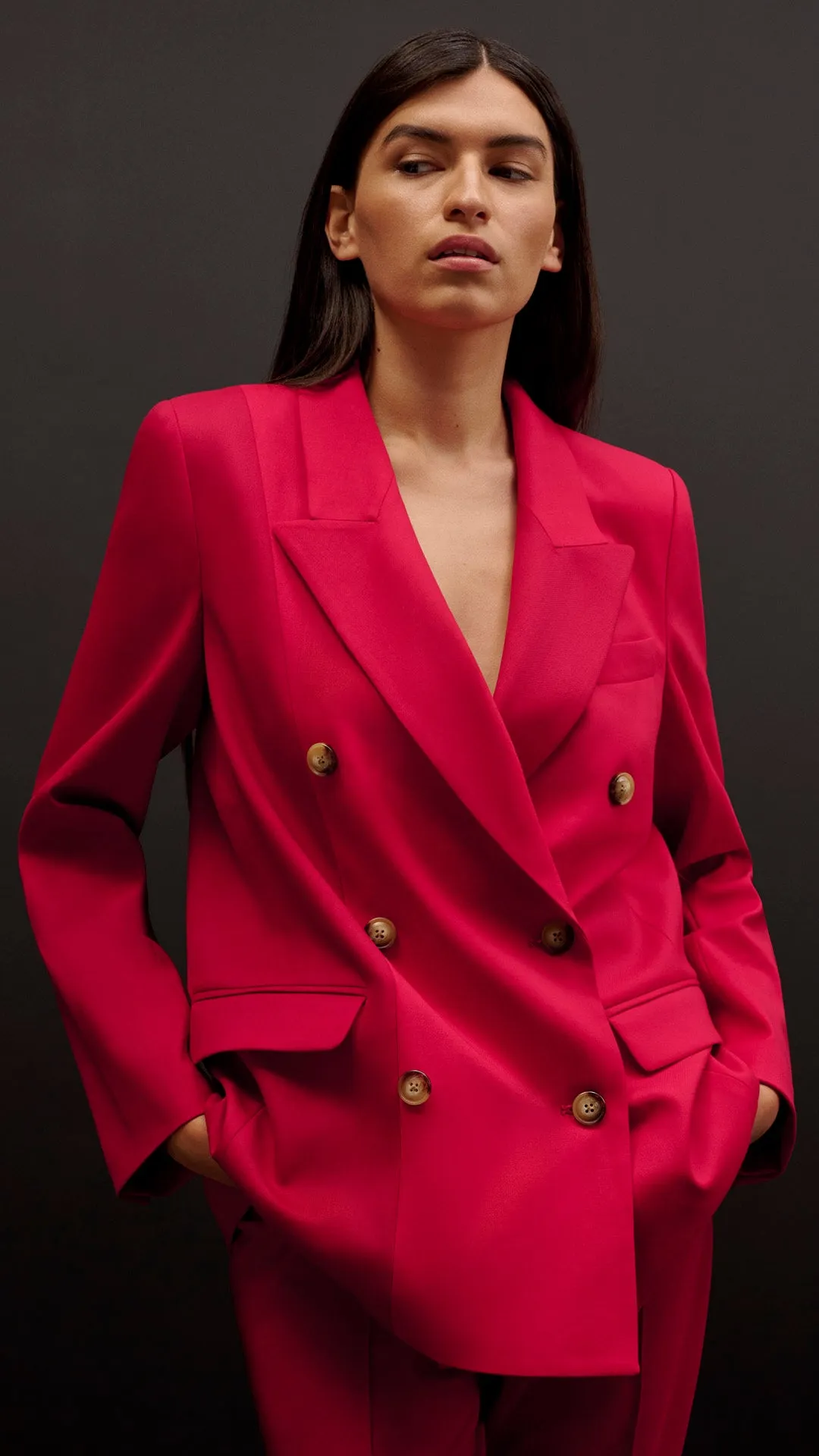 Colorblocked Peak Lapel Blazer in Seasonless Wool | Raspberry/Cranberry