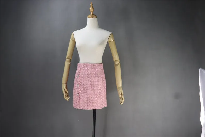 Custom Made Pearls Diamonds Checked Tweed Jacket    Skirt Suit