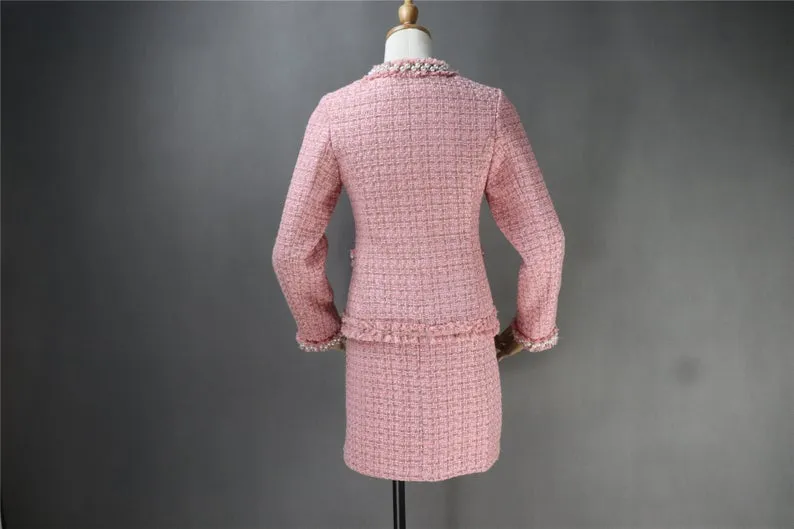 Custom Made Pearls Diamonds Checked Tweed Jacket    Skirt Suit