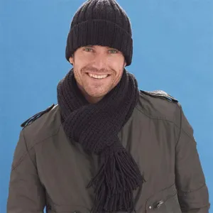 Free Men Hat and Scarf Pattern