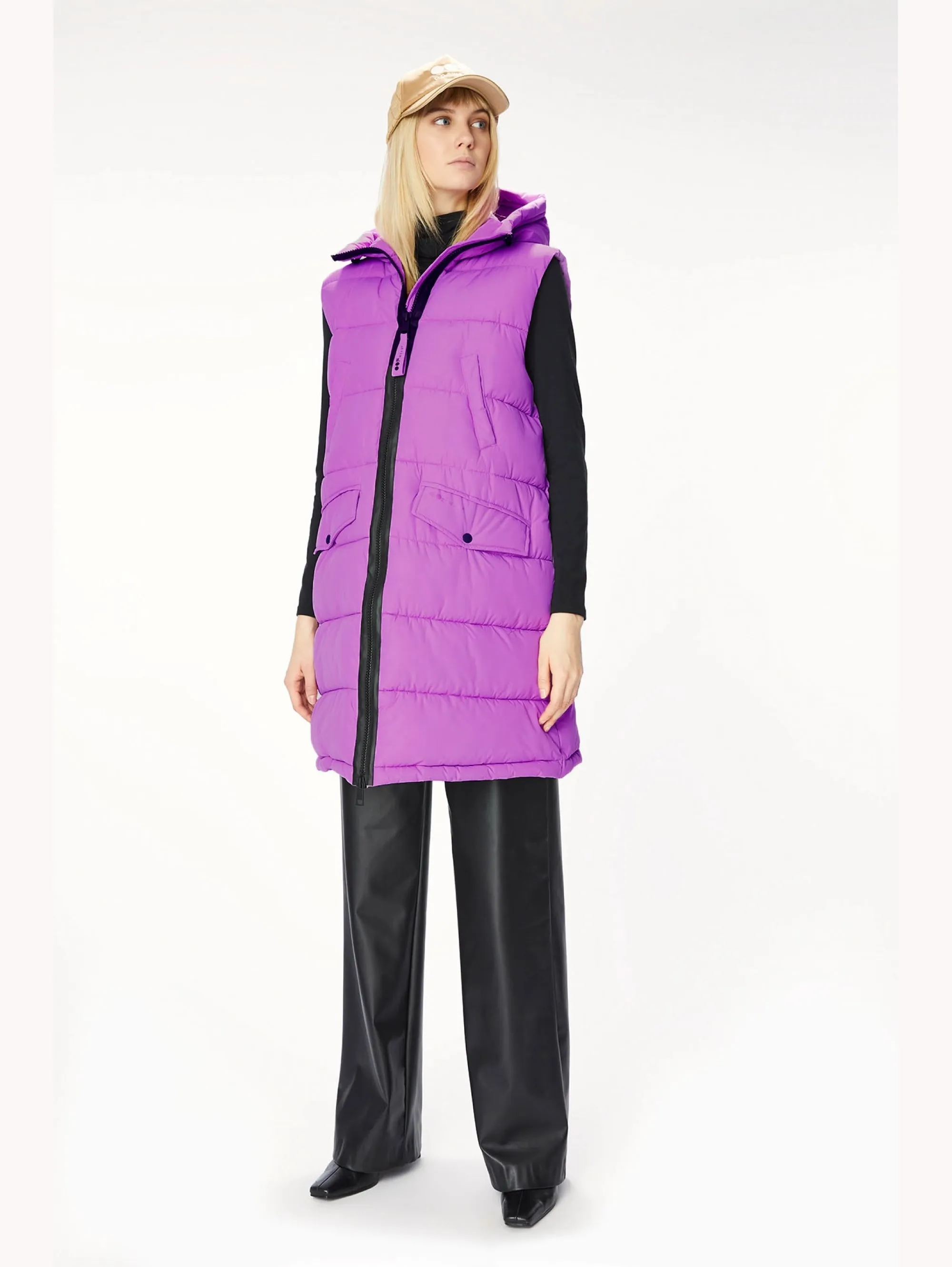 Gilet Imbottito con Cappuccio Orchidea