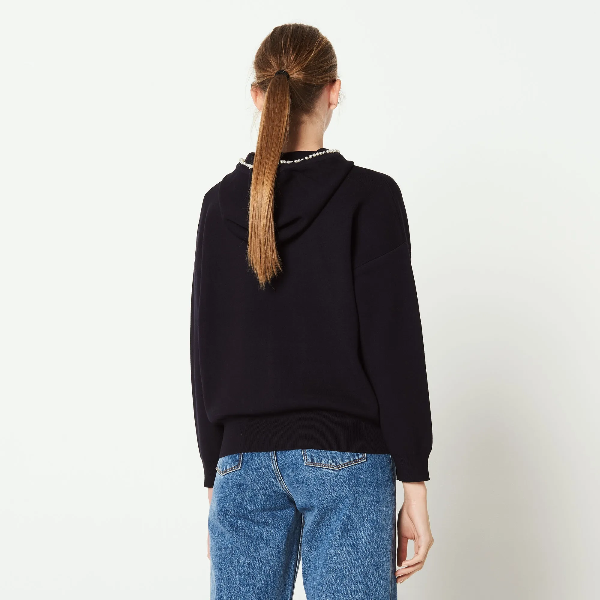 Gilet zippé orné de perles