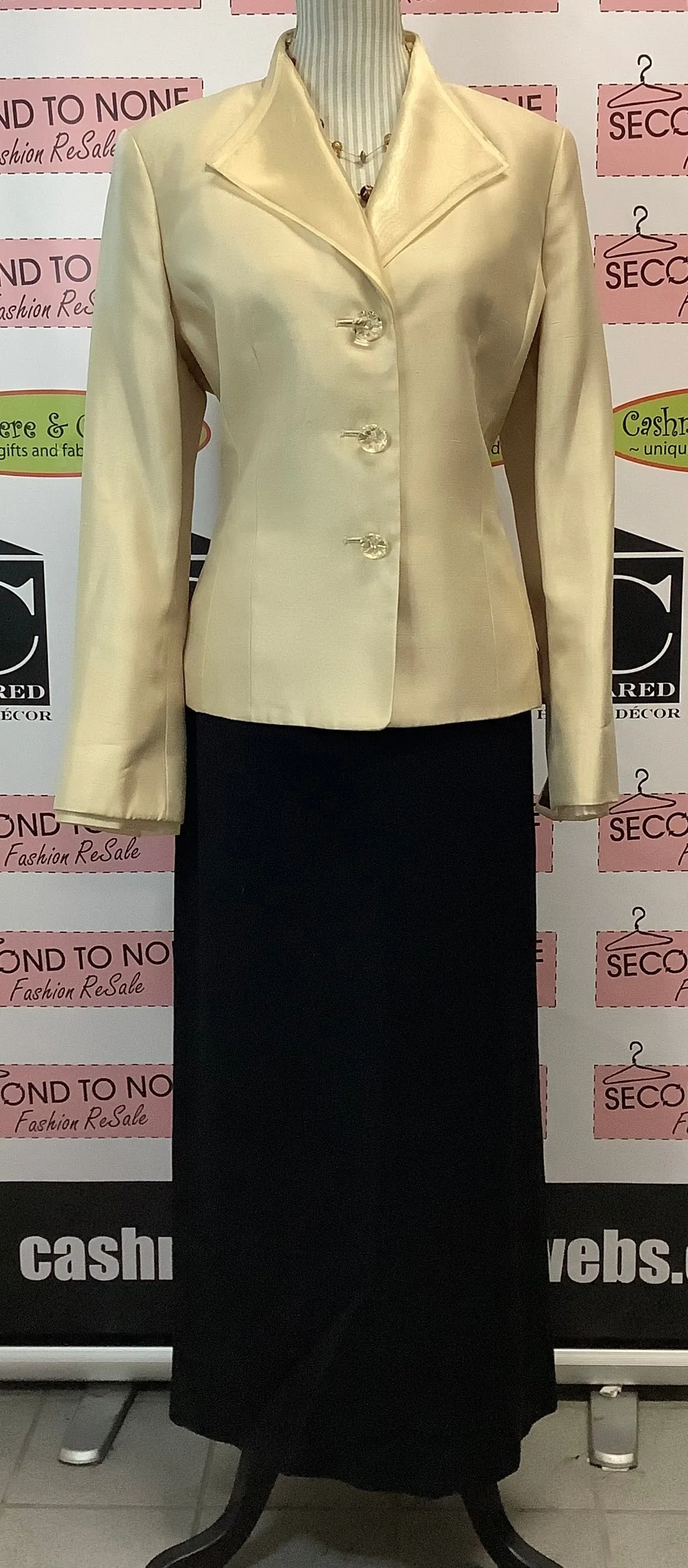 Golden Glimmer Blazer (Size 14)