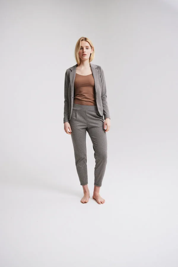 KATE PLAID BLAZER (SAND)