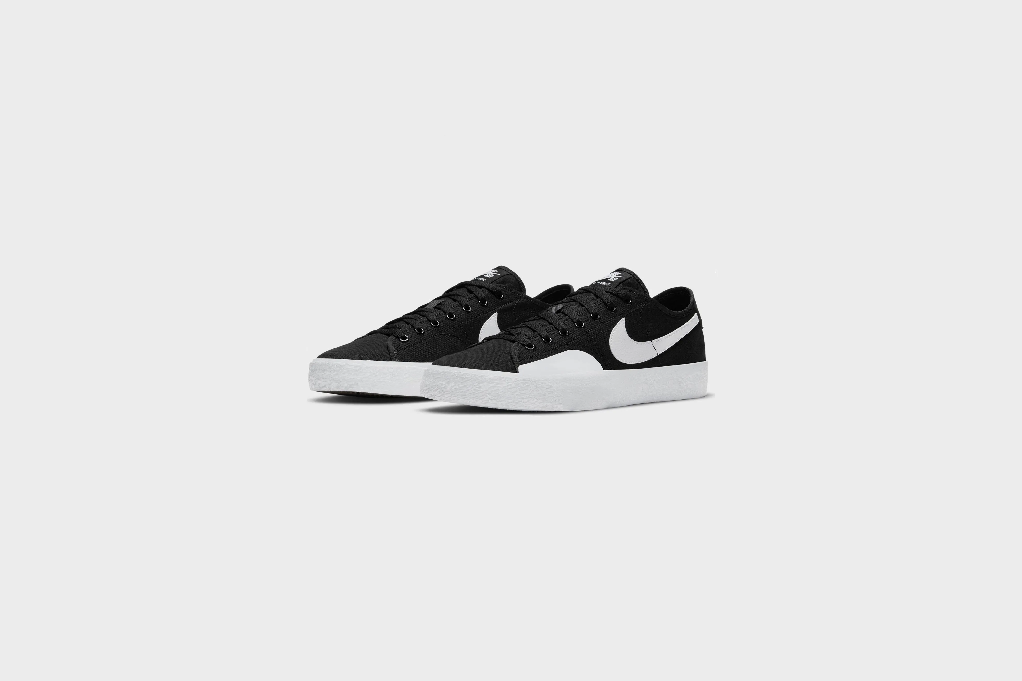 Nike SB BLZR Court (Black/White-Black)
