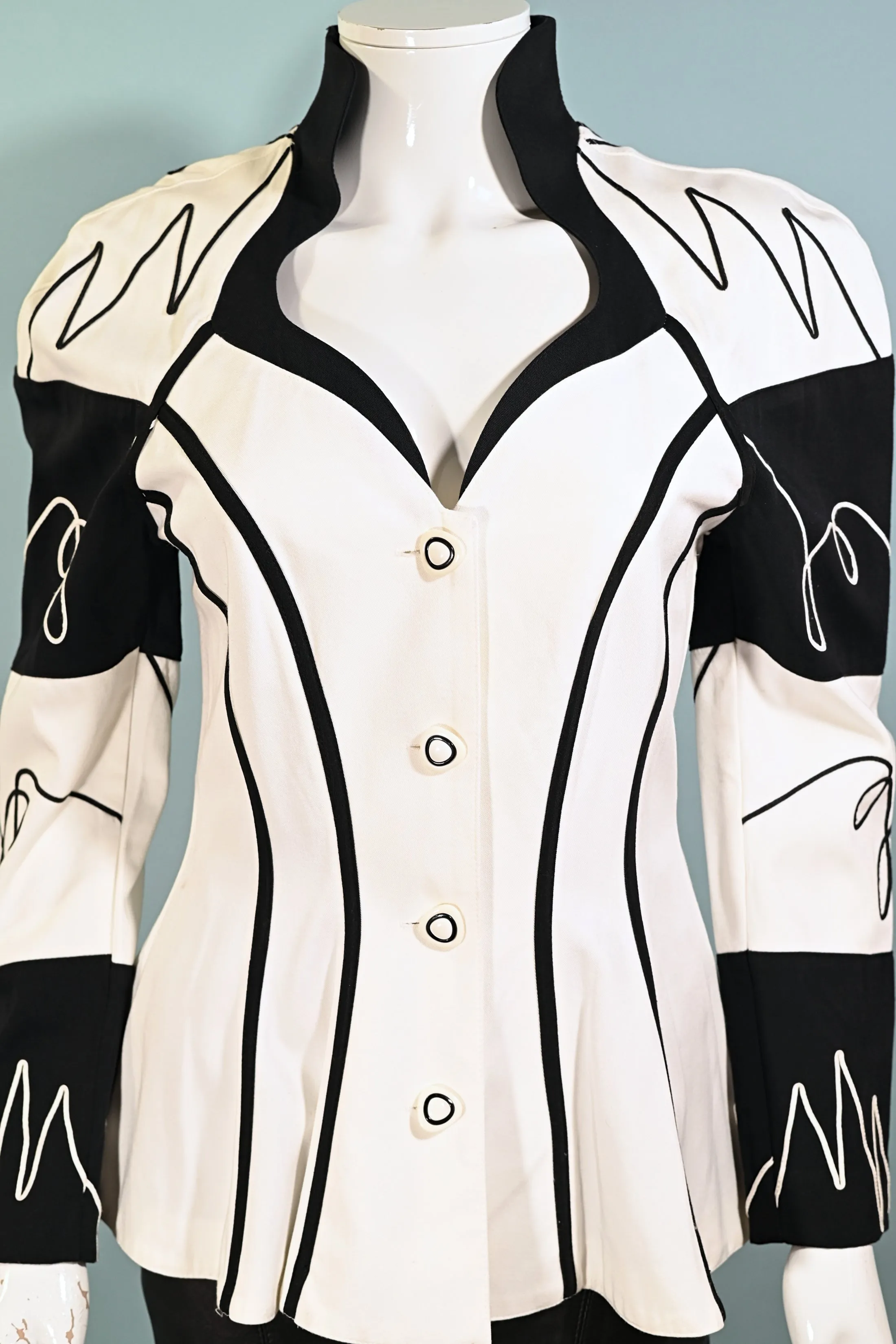 SOLD Vintage 80s Black/White Post Modern Blazer, New Wave Peplum Jacket S